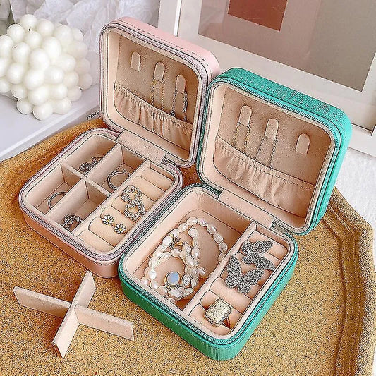 Mini travel jewelry box with compartments in Pakistan